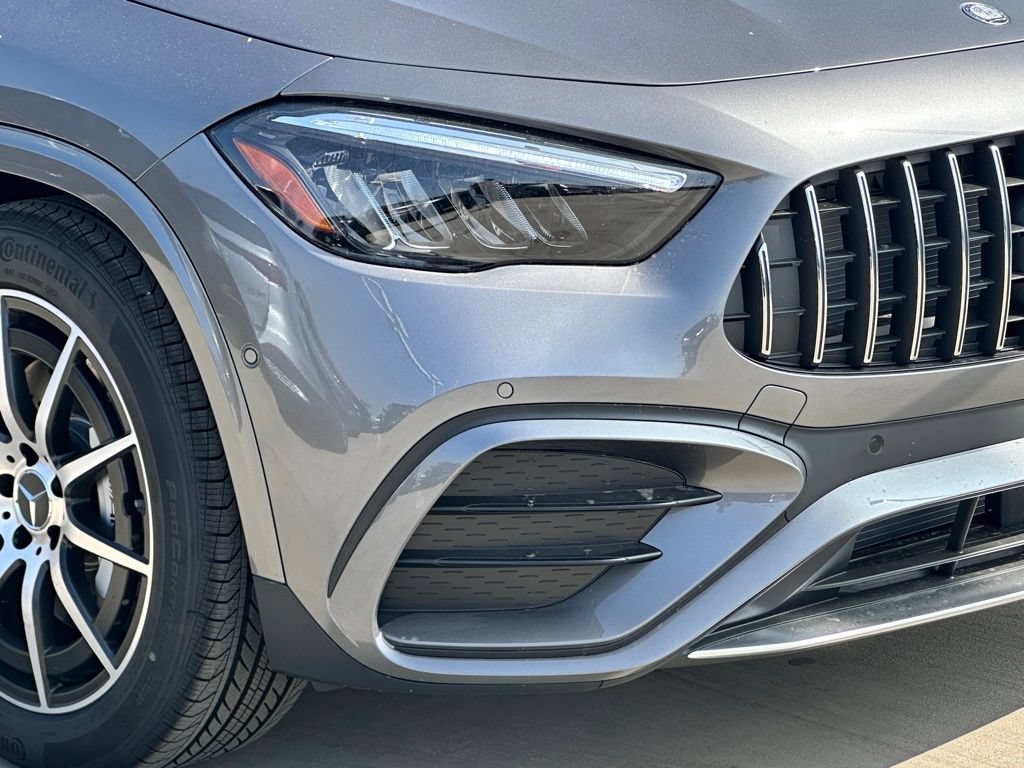 New 2025 Mercedes-Benz GLA 35 AMG 4MATIC image 3