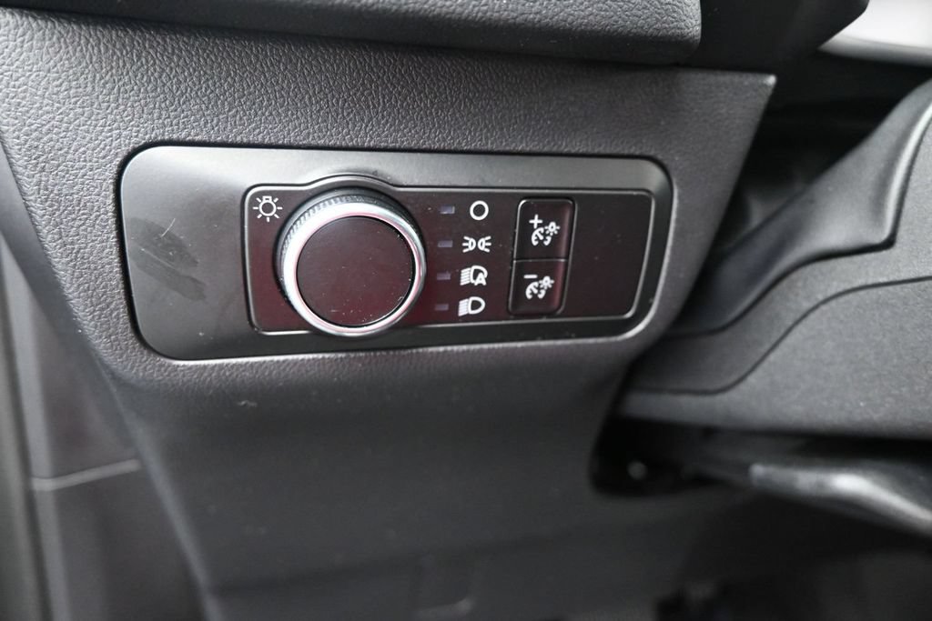 Used 2025 Ford Escape ST-Line FWD image 21
