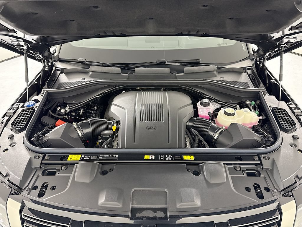 New 2026 Land Rover Range Rover SE AWD/4WD image 29