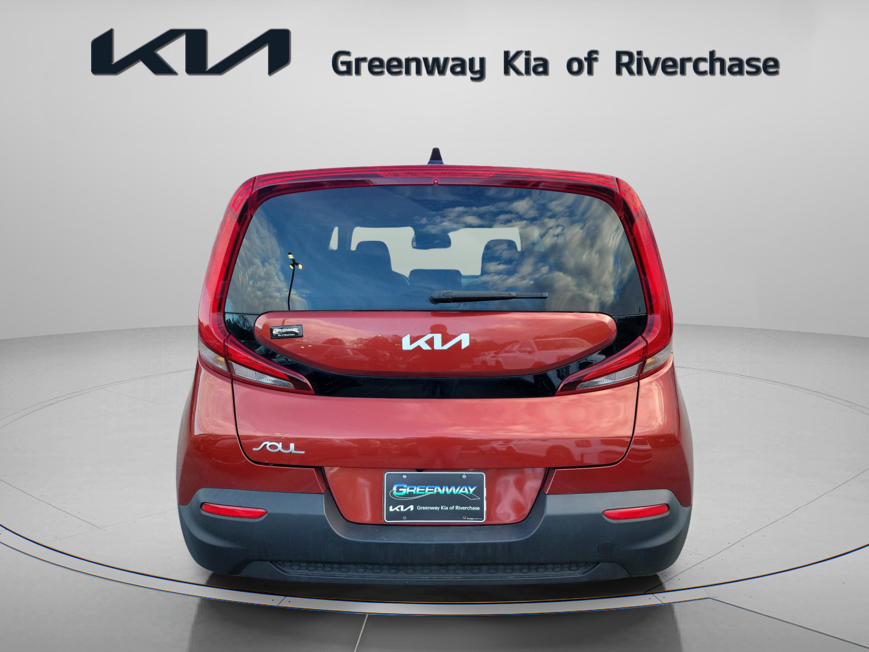 Used 2022 Kia Soul LX image 5