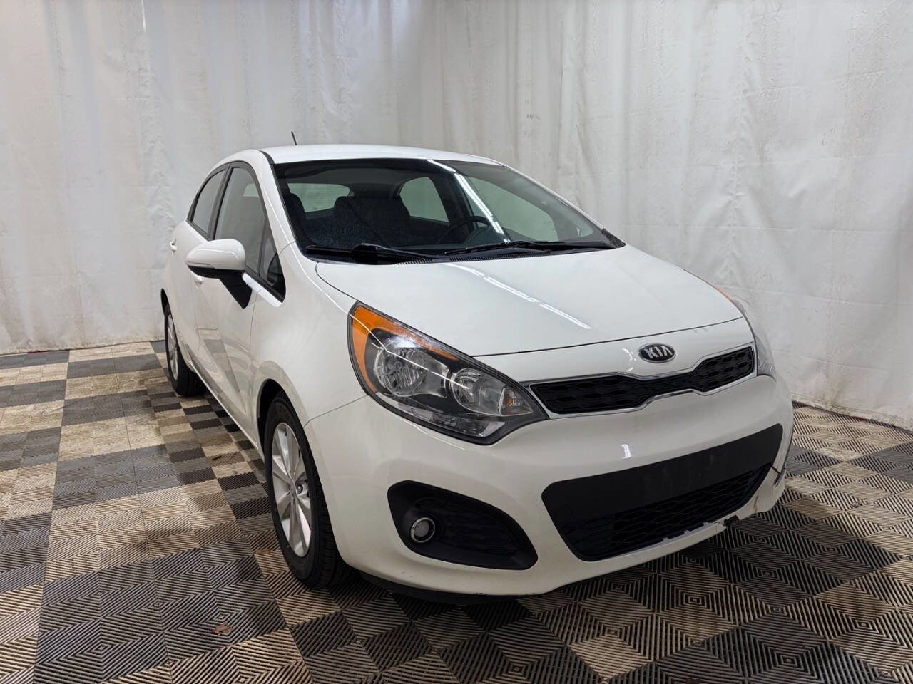 Used 2014 Kia Rio EX w/ Convenience Package image 3