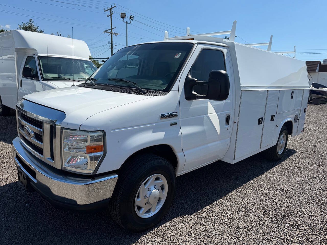 Used 2016 Ford E-350 and Econoline 350 Super Duty w/ Power Windows & Locks Group