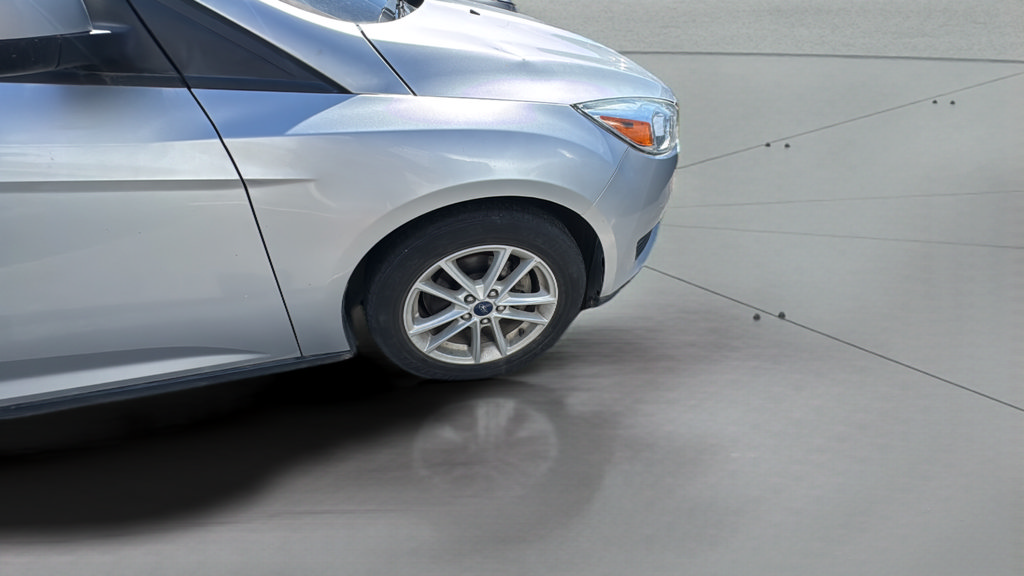 Used 2018 Ford Focus SE FWD image 14