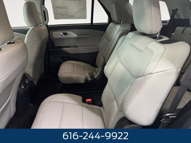 New 2026 Ford Explorer Active w/ Active Comfort Package AWD/4WD image 21