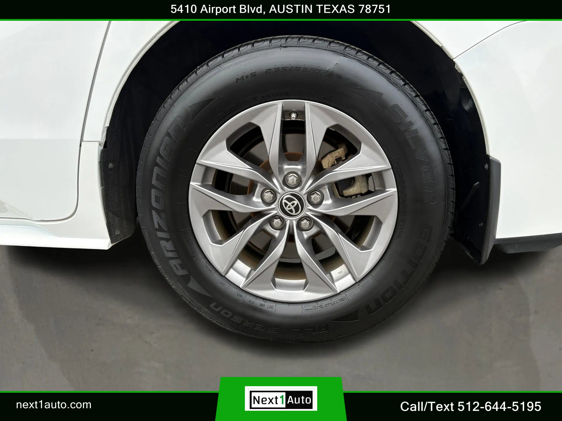 Used 2021 Toyota Sienna LE image 41