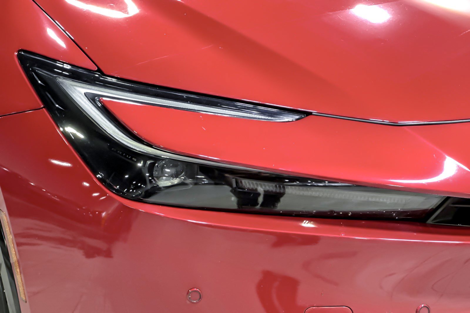 Used 2024 Toyota Prius Limited w/ Limited Premium Package image 10