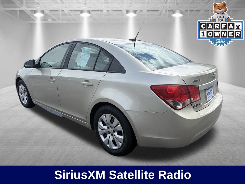 Used 2014 Chevrolet Cruze LS FWD image 3