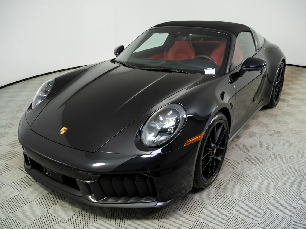 Certified 2026 Porsche 911 Targa 4 GTS AWD/4WD image 34