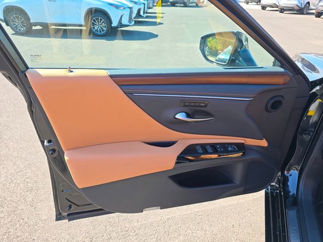 New 2025 Lexus ES 350 w/ Premium Package image 25