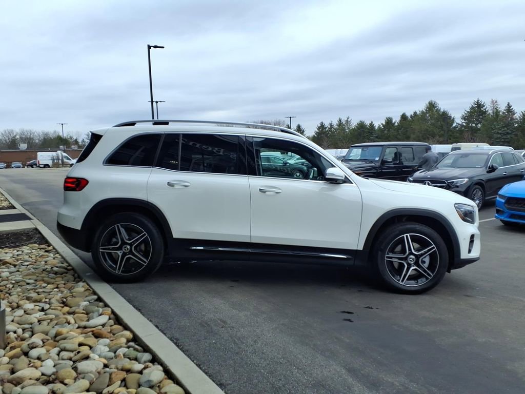 New 2026 Mercedes-Benz GLB 250 4MATIC image 7