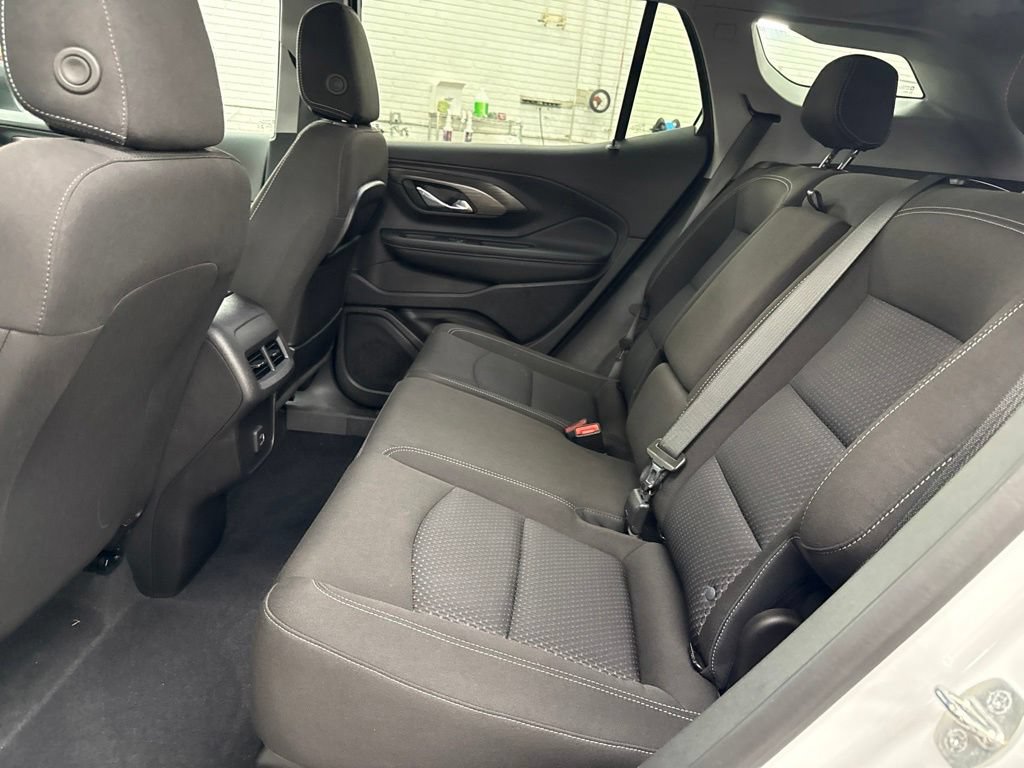 Used 2024 GMC Terrain SLE w/ Driver Convenience Package AWD/4WD image 13