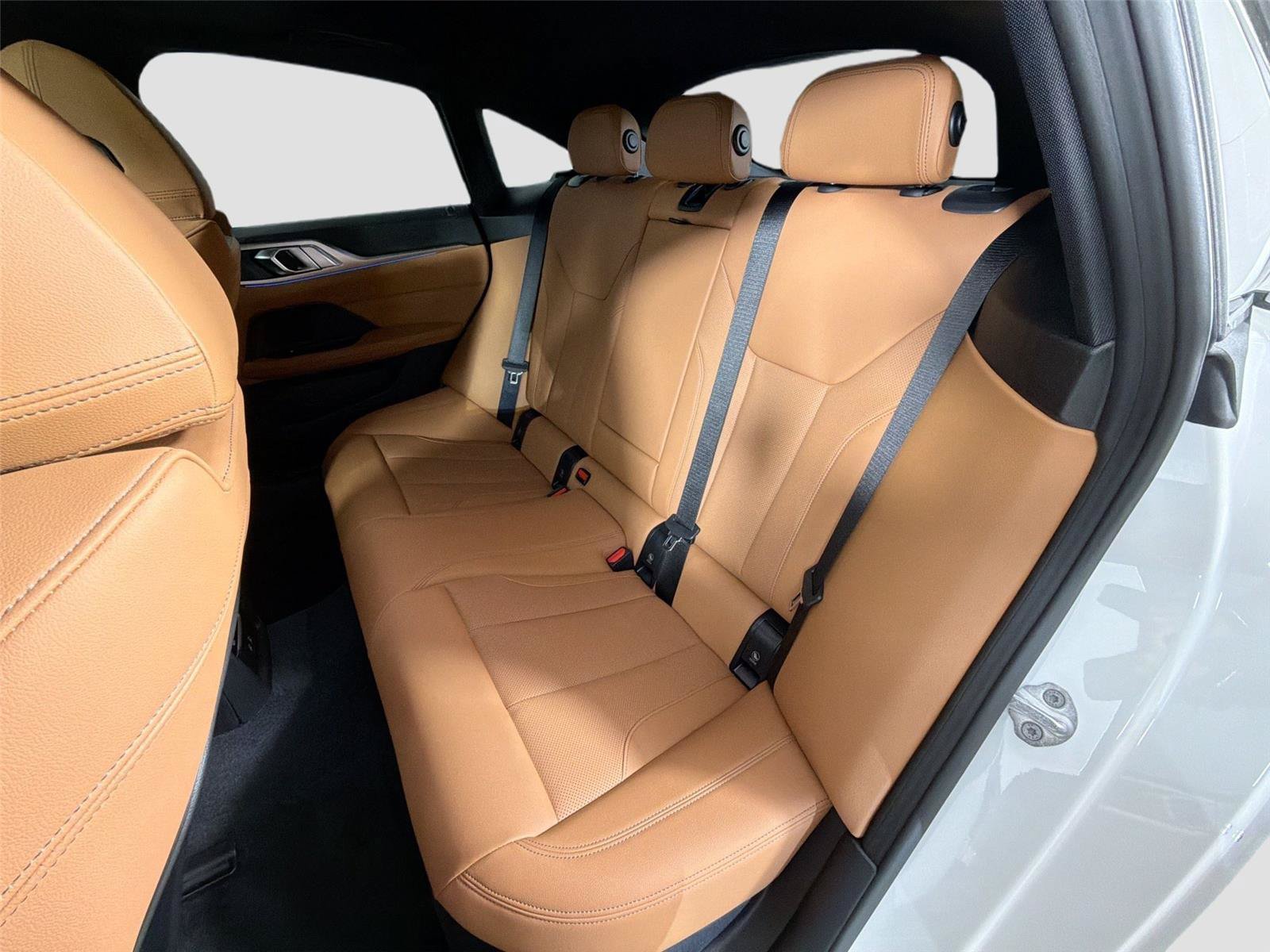 New 2026 BMW i4 xDrive40i AWD/4WD image 48