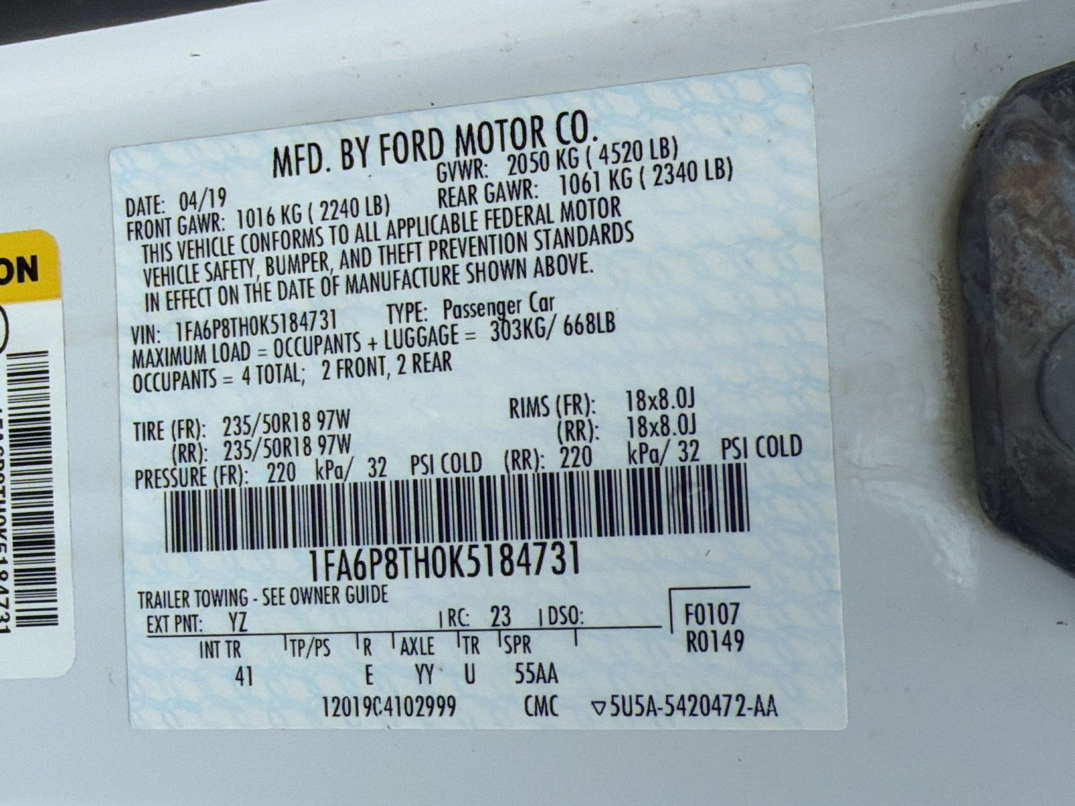 Used 2019 Ford Mustang Premium RWD image 26