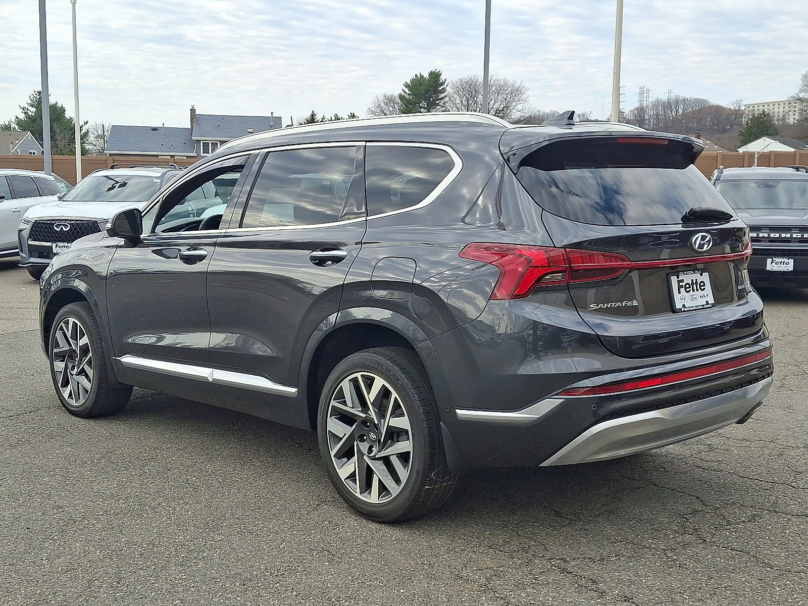 Used 2021 Hyundai Santa Fe Calligraphy w/ Cargo Package image 6