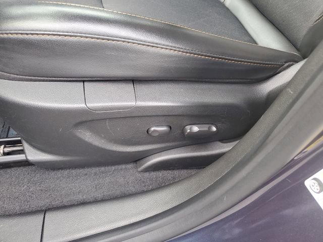 Used 2019 Chevrolet Trax LT w/ LT Convenience Package image 20