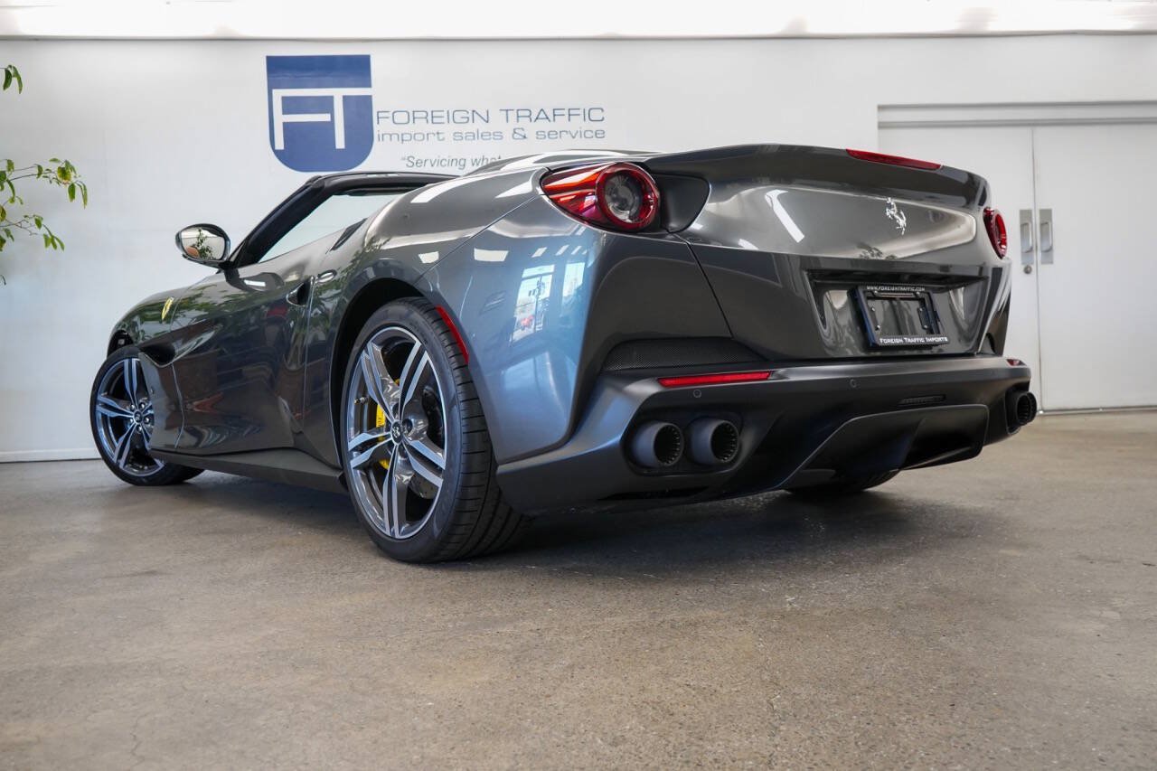 Used 2019 Ferrari Portofino RWD image 47