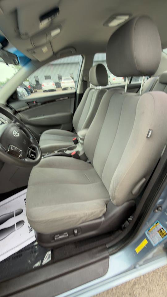 Used 2010 Hyundai Sonata GLS w/ Popular Equipment Pkg 2 FWD image 16
