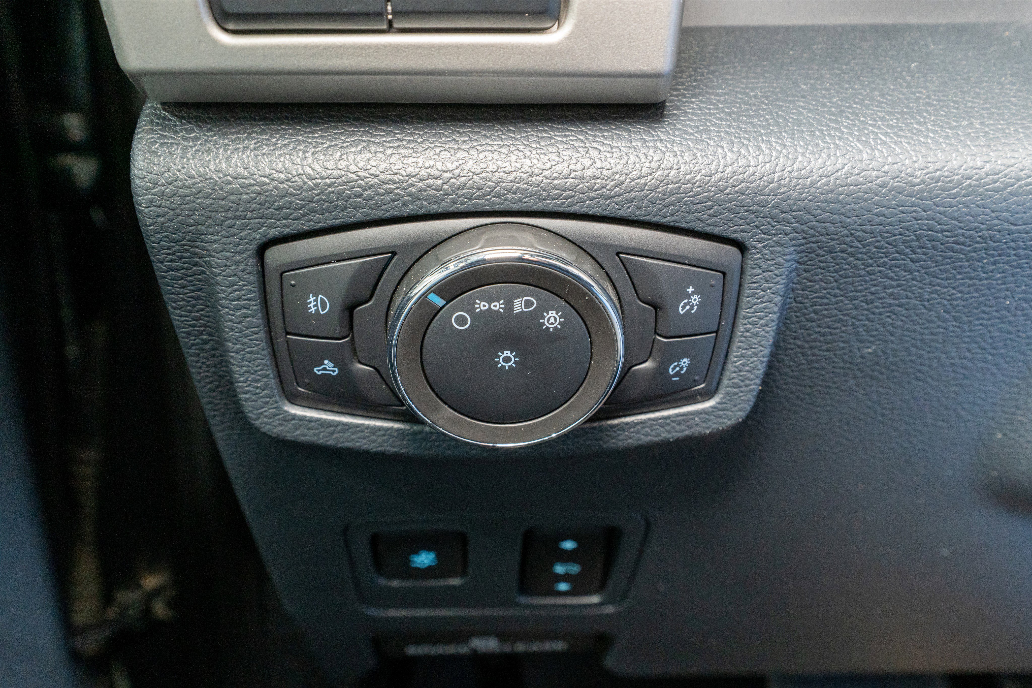 Used 2022 Ford F250 Lariat w/ Lariat Ultimate Package image 33