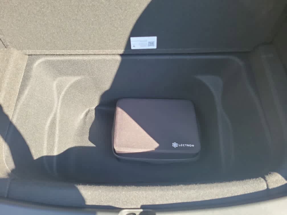 Used 2023 Tesla Model Y AWD image 37