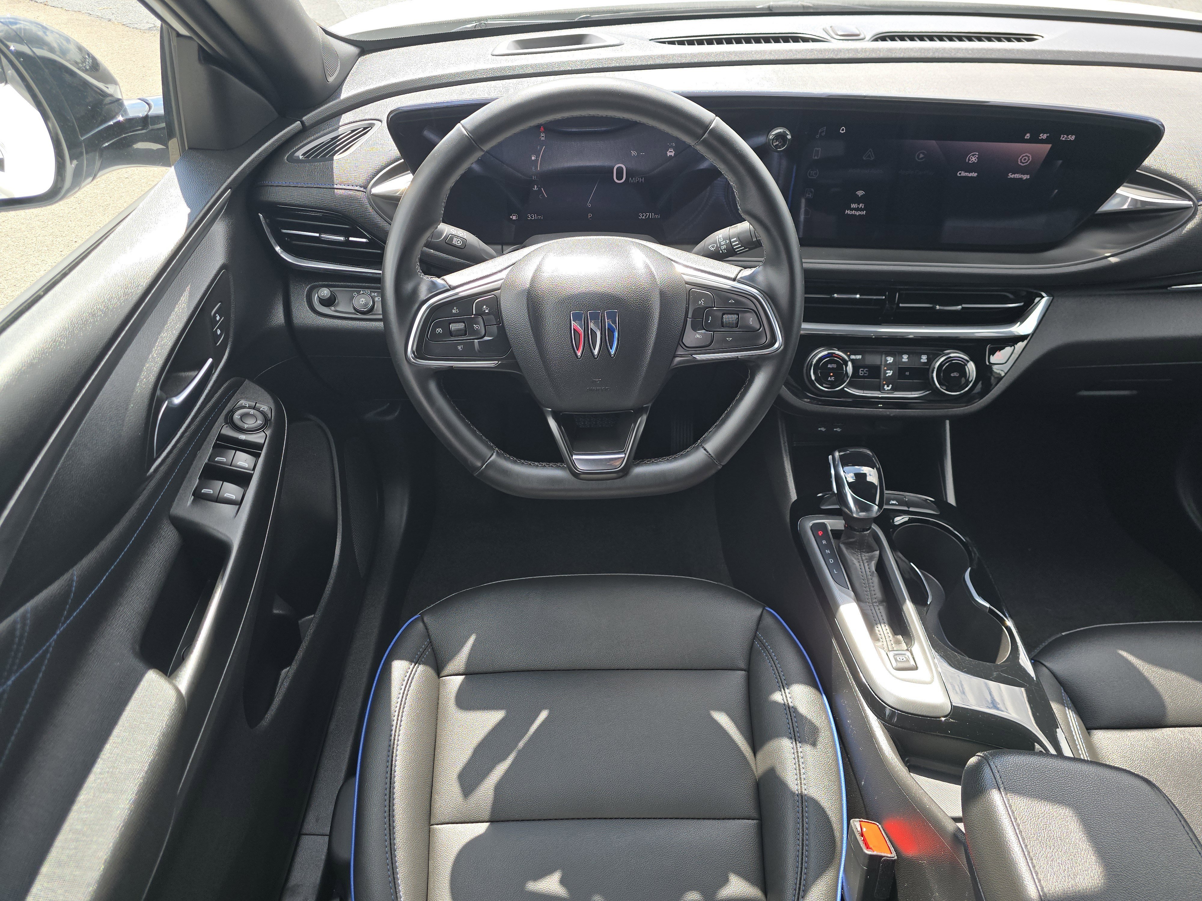 Used 2025 Buick Envista Sport Touring FWD image 18