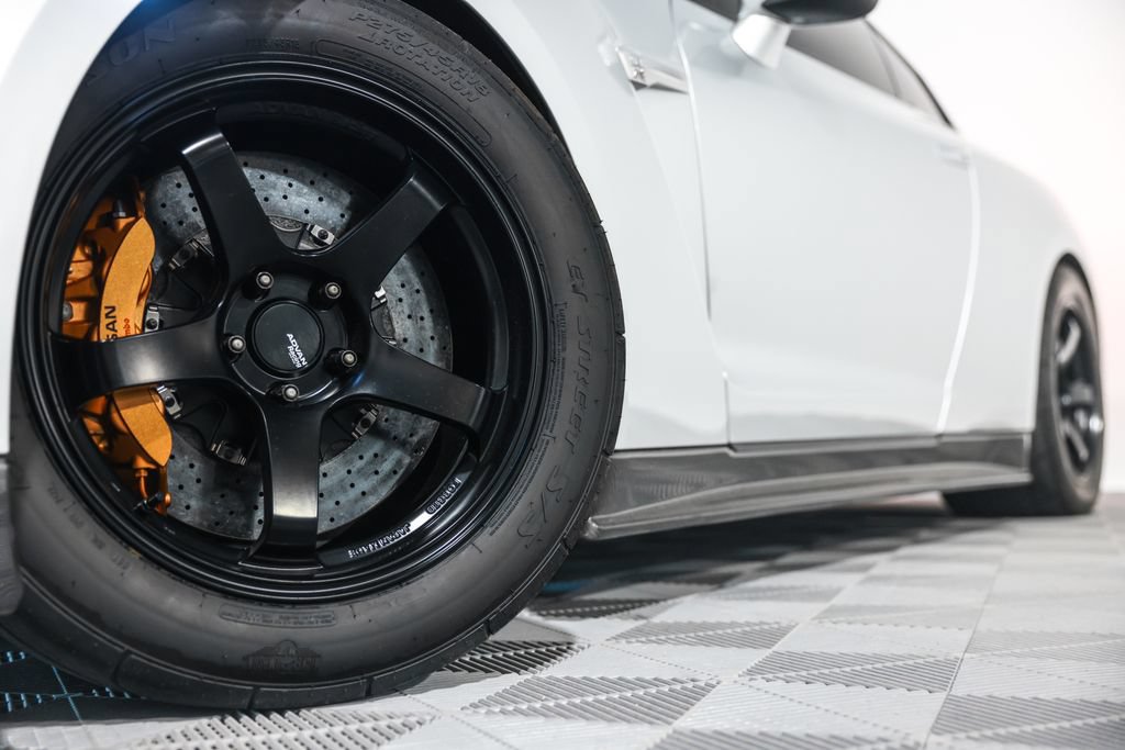 Used 2015 Nissan GT-R Black Edition AWD/4WD image 12