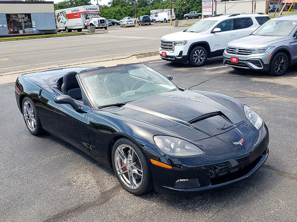 Used 2006 Chevrolet Corvette Convertible w/ Preferred Equipment Group image 10