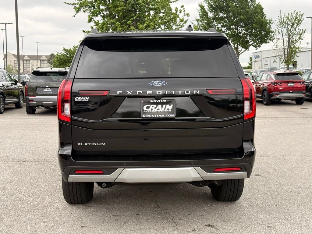 Used 2025 Ford Expedition Platinum AWD/4WD image 6