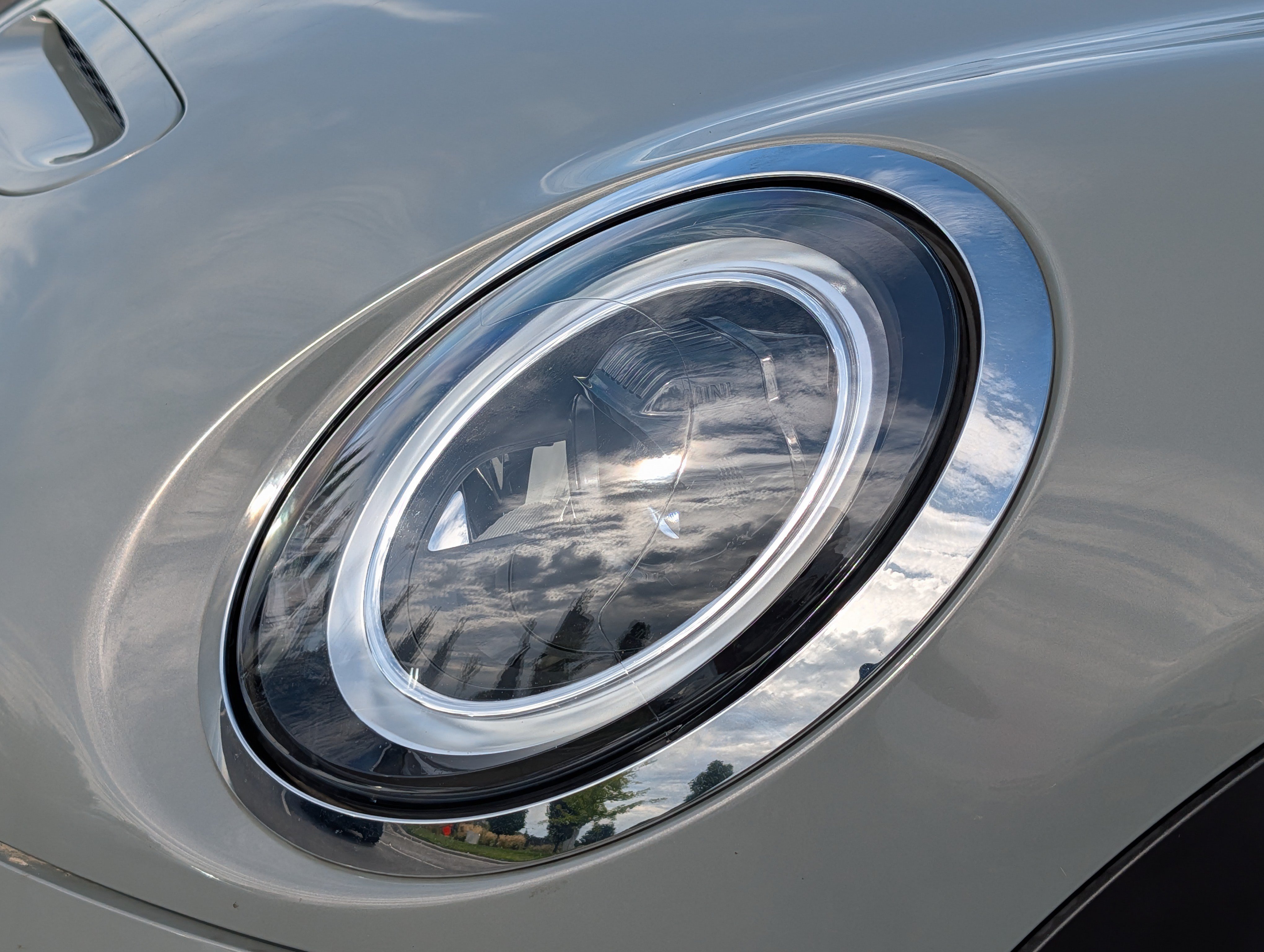 Used 2022 MINI Cooper SE FWD image 16