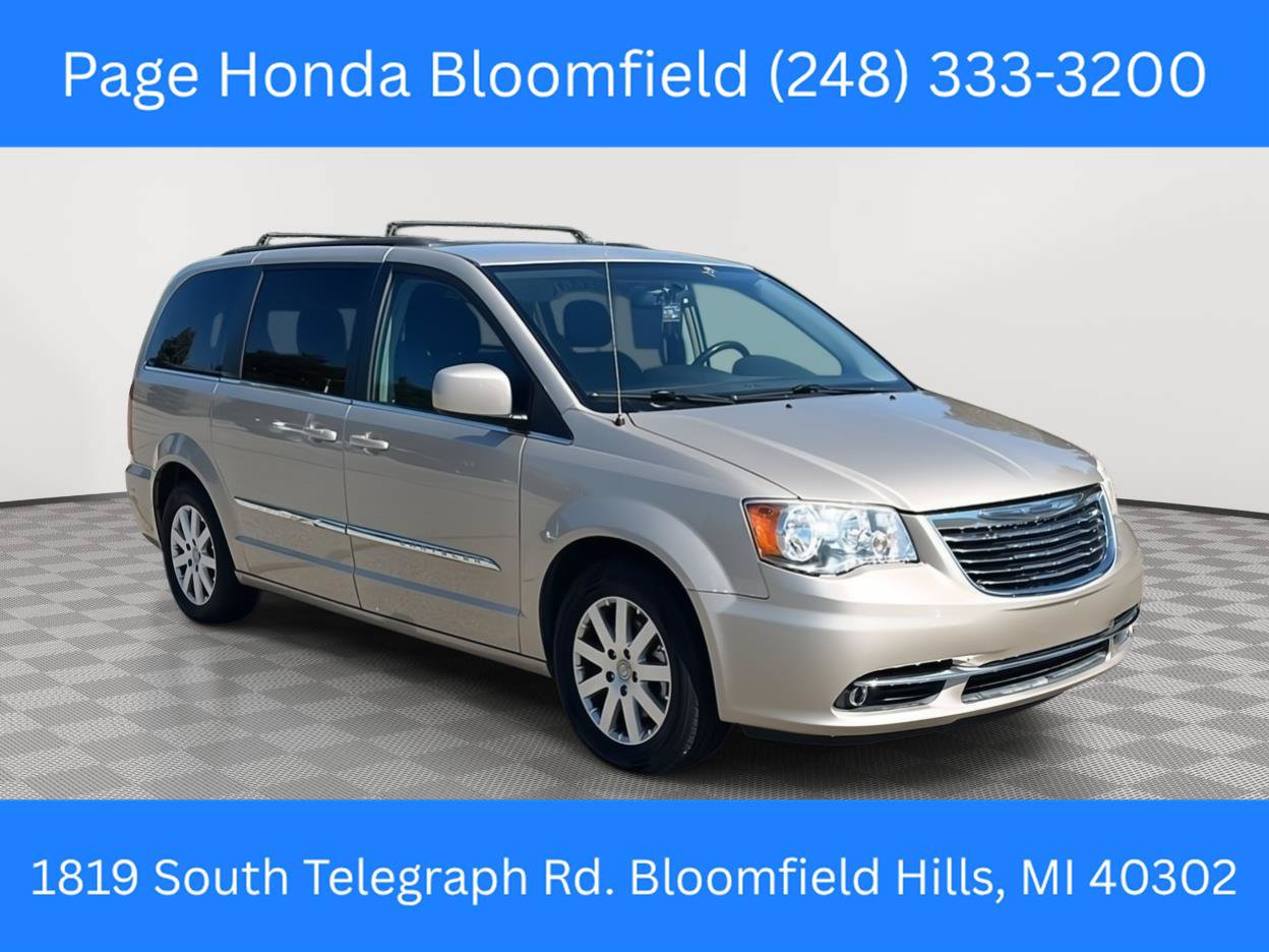 Used 2016 Chrysler Town & Country Touring