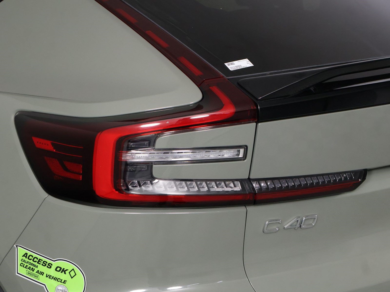 Certified 2023 Volvo C40 P8 Recharge Plus AWD/4WD image 18