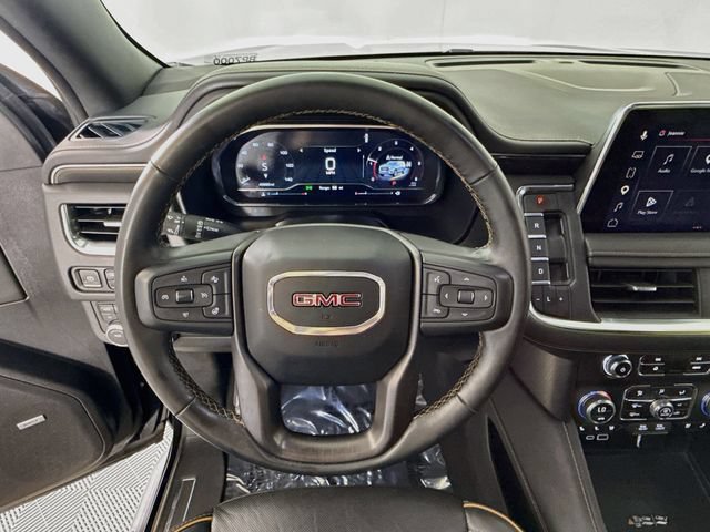 Used 2023 GMC Yukon AT4 AWD/4WD image 12