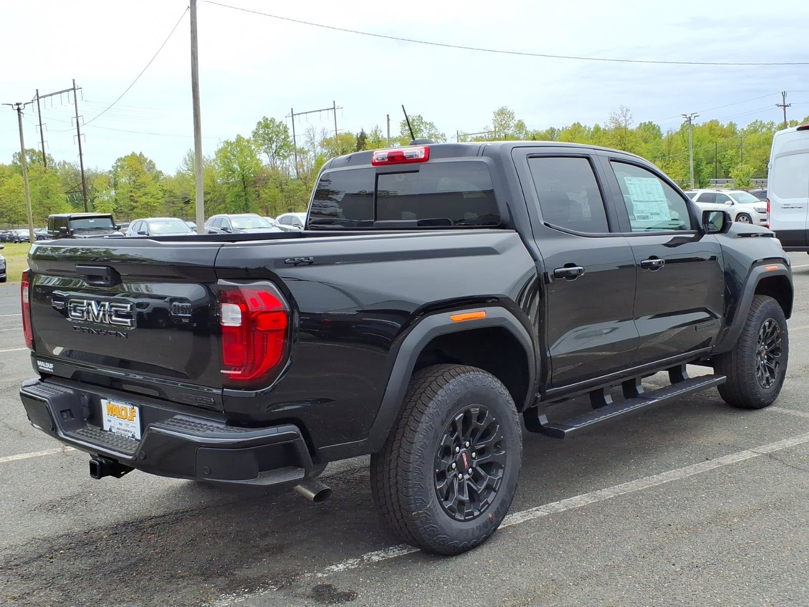 New 2026 GMC Canyon Elevation AWD/4WD image 6