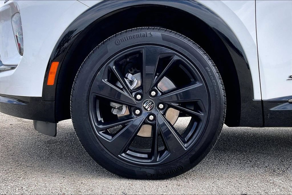 Used 2024 Buick Envision Sport Touring AWD/4WD image 35