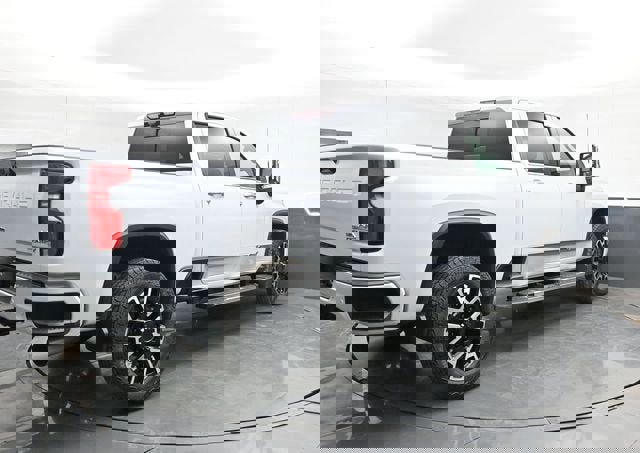 New 2026 Chevrolet Silverado 2500 High Country w/ High Country Premium Package AWD/4WD image 14