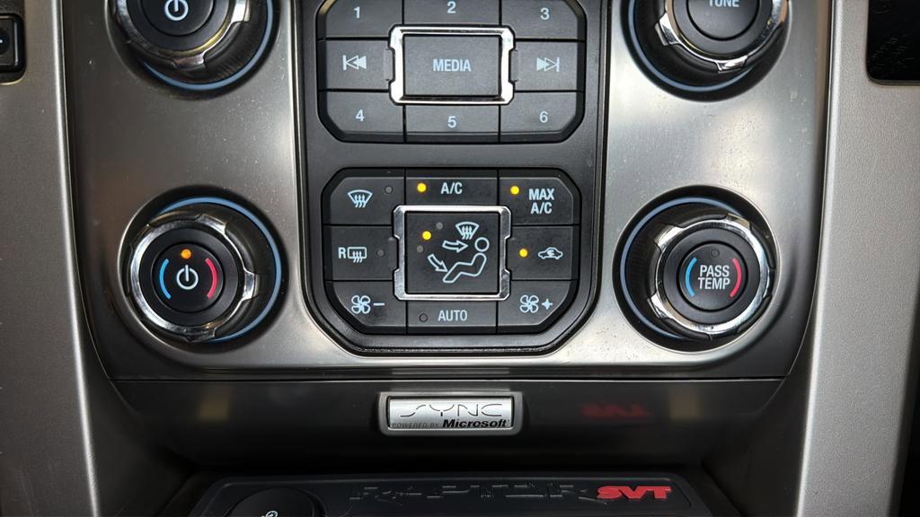 Used 2013 Ford F150 Raptor w/ Luxury Equipment Group AWD/4WD image 28