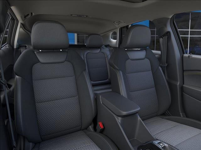 New 2025 Chevrolet Trax LT w/ Sunroof Package image 16