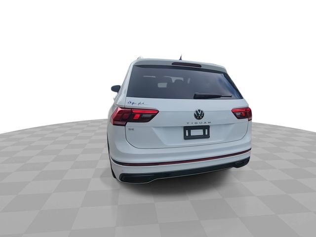 Used 2024 Volkswagen Tiguan SE R-Line image 7