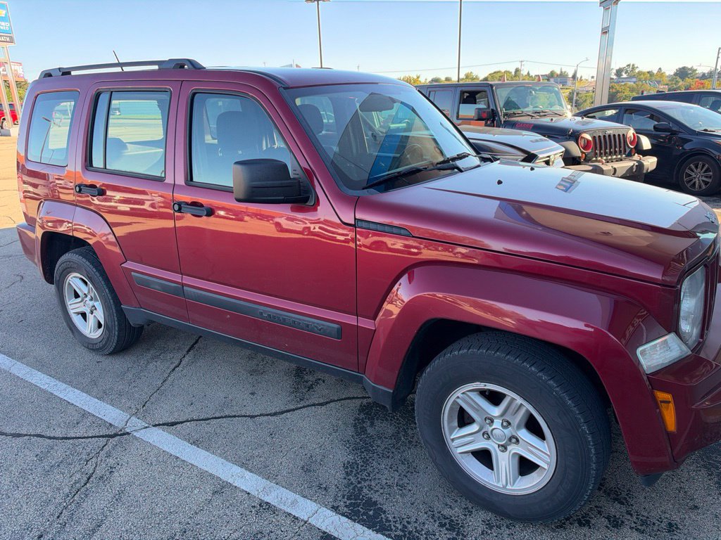 Used 2012 Jeep Liberty Sport AWD/4WD image 5