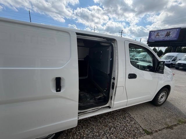 Used 2020 Nissan NV200 S FWD image 2