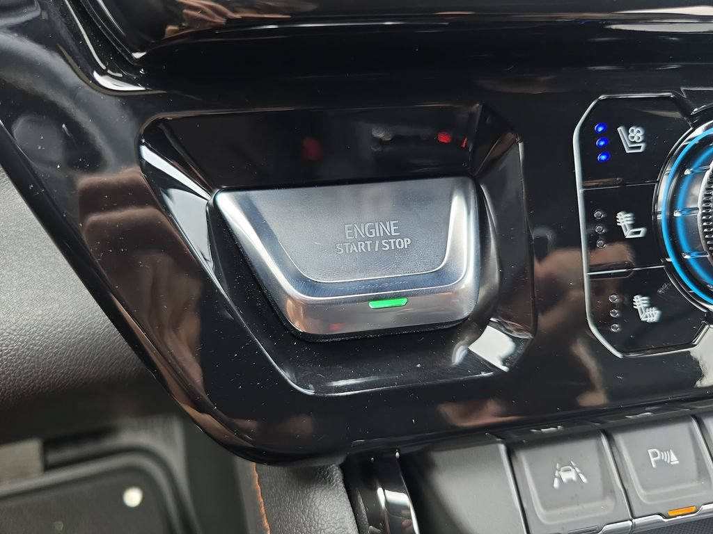 Used 2026 GMC Sierra 1500 AT4 w/ AT4 Premium Package AWD/4WD image 20