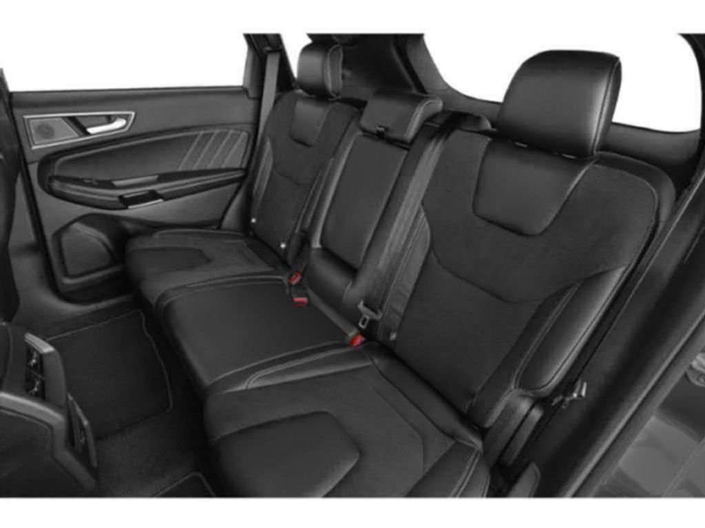 Used 2021 Ford Edge ST w/ Equipment Group 401A image 10