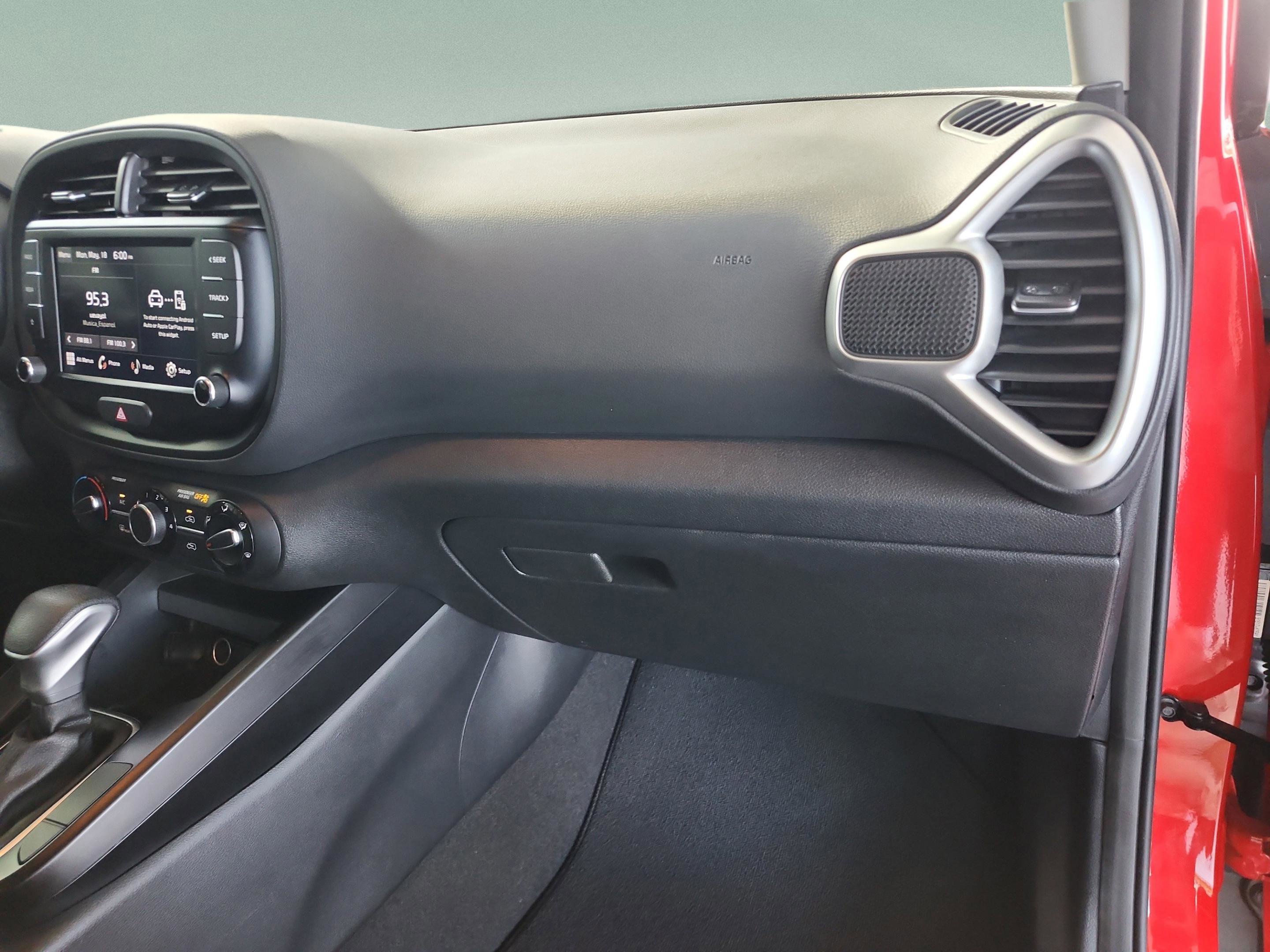 Used 2022 Kia Soul LX w/ Technology Package FWD image 19