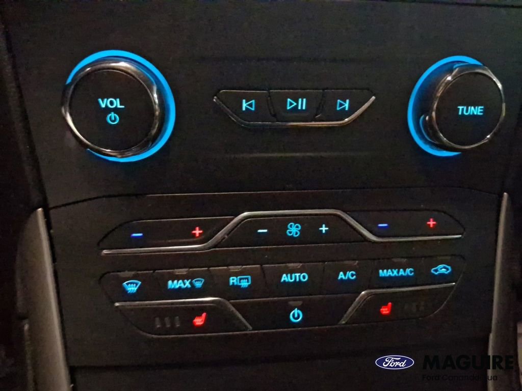 Used 2019 Ford Edge SEL w/ Equipment Group 201A image 14
