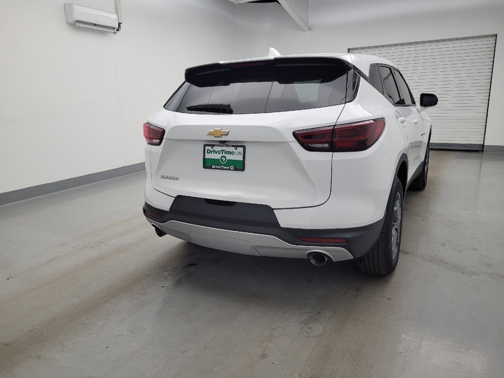 Used 2024 Chevrolet Blazer LT FWD image 7