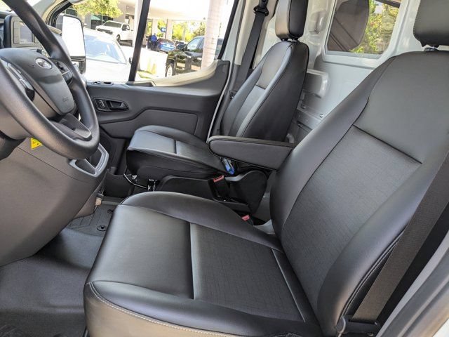 New 2025 Ford Transit 350 148 Low Roof RWD image 13