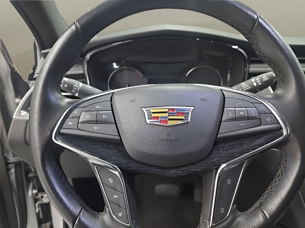 Used 2020 Cadillac XT5 Premium Luxury AWD/4WD image 30