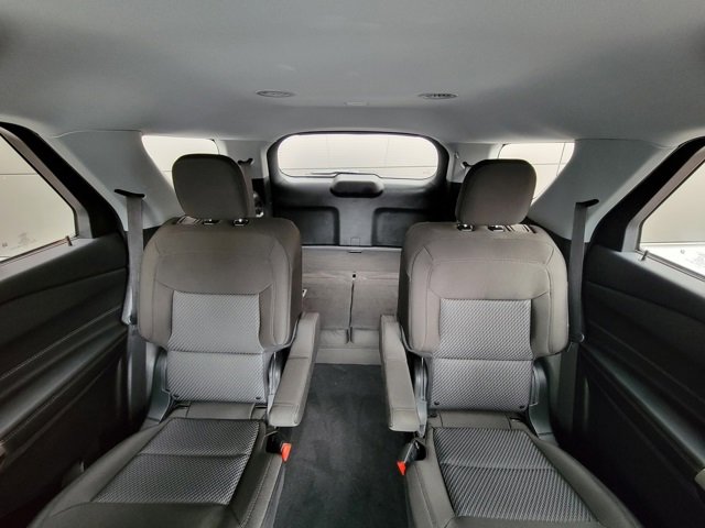Used 2023 Ford Explorer XLT image 15