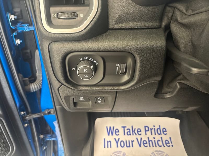 Used 2021 RAM 1500 Big Horn AWD/4WD image 25