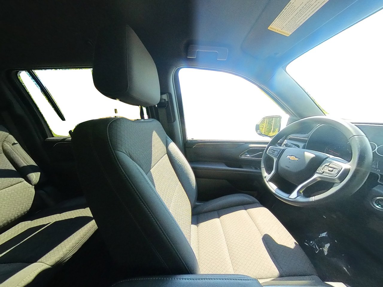 Used 2023 Chevrolet Suburban LS image 41