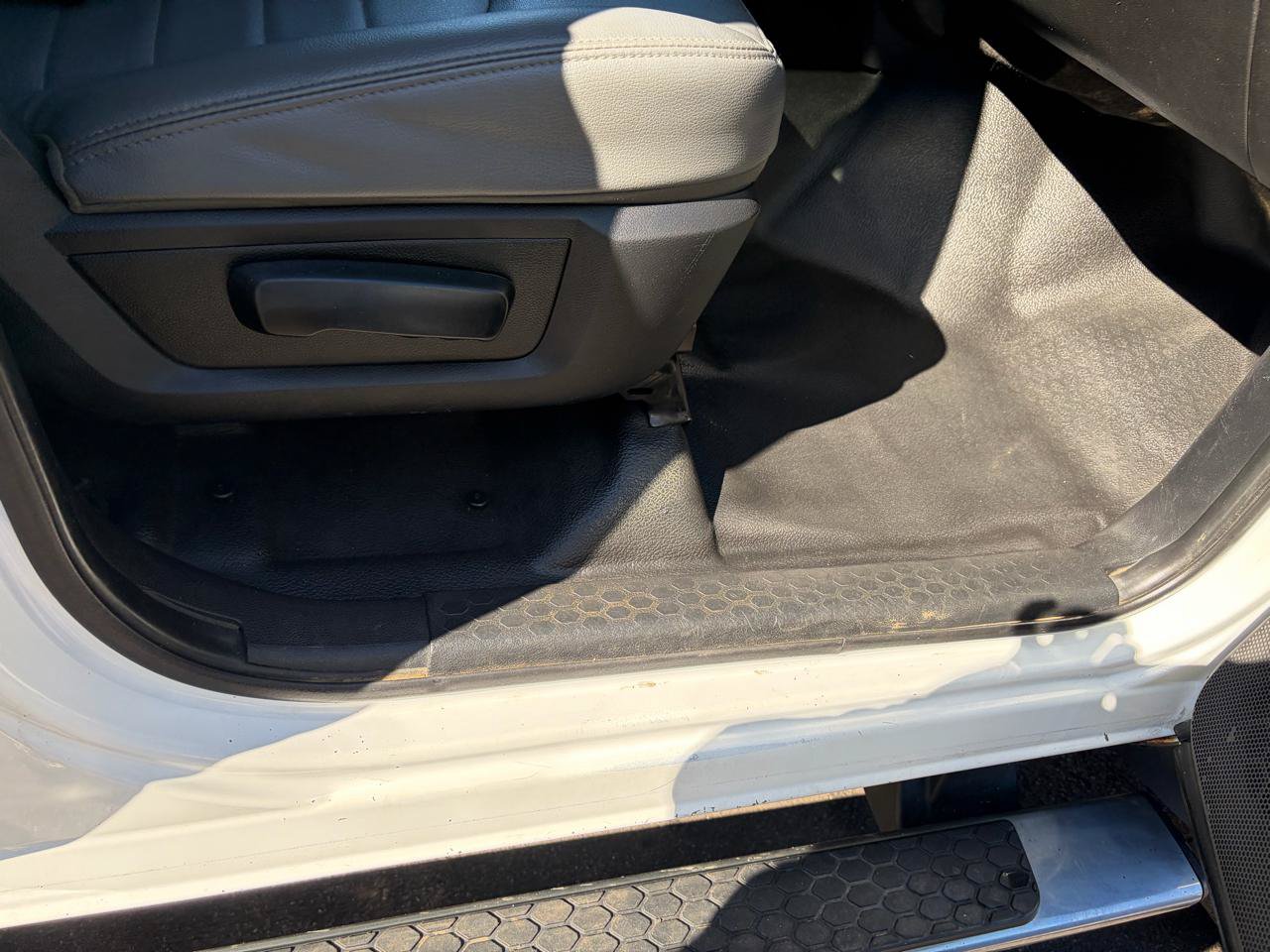 Used 2014 RAM 5500 Tradesman image 44